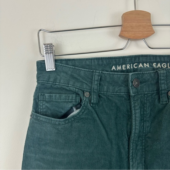 American Eagle Teal Green Corduroy Pants Mom Straight Jean Size 6 Regular - Picture 3 of 7